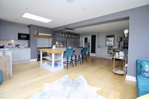 Photo 31- click for photo gallery